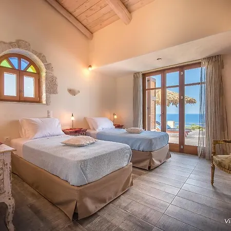 Blue Caves - Exceptional With Private Pools Direct Access To The Sea * Koríthion