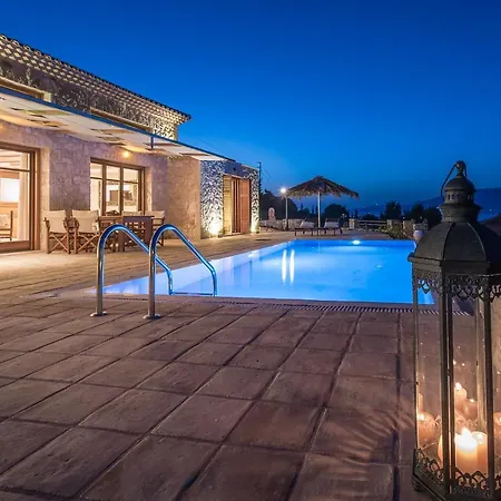 Blue Caves - Exceptional With Private Pools Direct Access To The Sea Koríthion